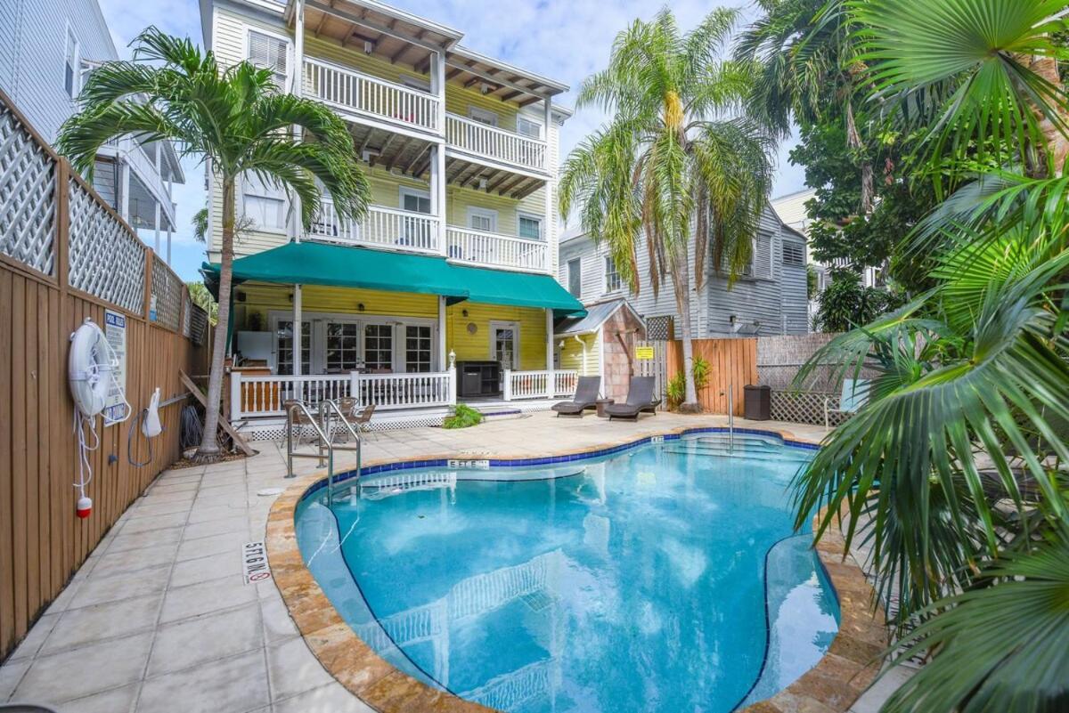 Curry House - Pool, King Bed & Balcony! Room 7 Cayo Hueso Exterior foto